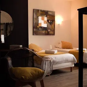 ** Hotel Le Derby Francia