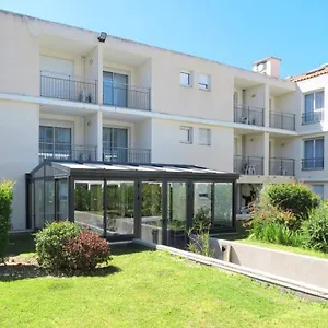 *** Aparthotel Odalys Aix En Provence Le Clos De La Chartreuse Francia